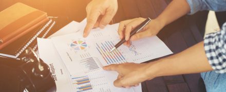 Как рекламировать себя, если похвастаться нечем?